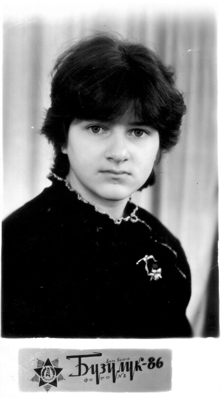 1986, фото выпускницы 8 класса восьмилетней школы N7 гор. Бузулука, Оренбургской области